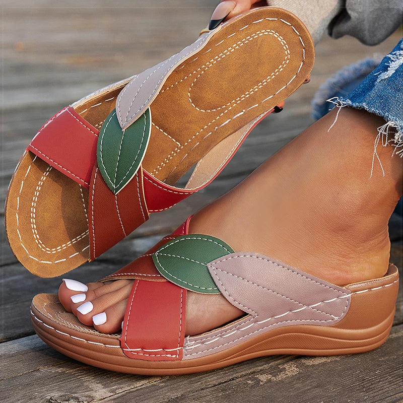 Naomi™ Modern Sandals