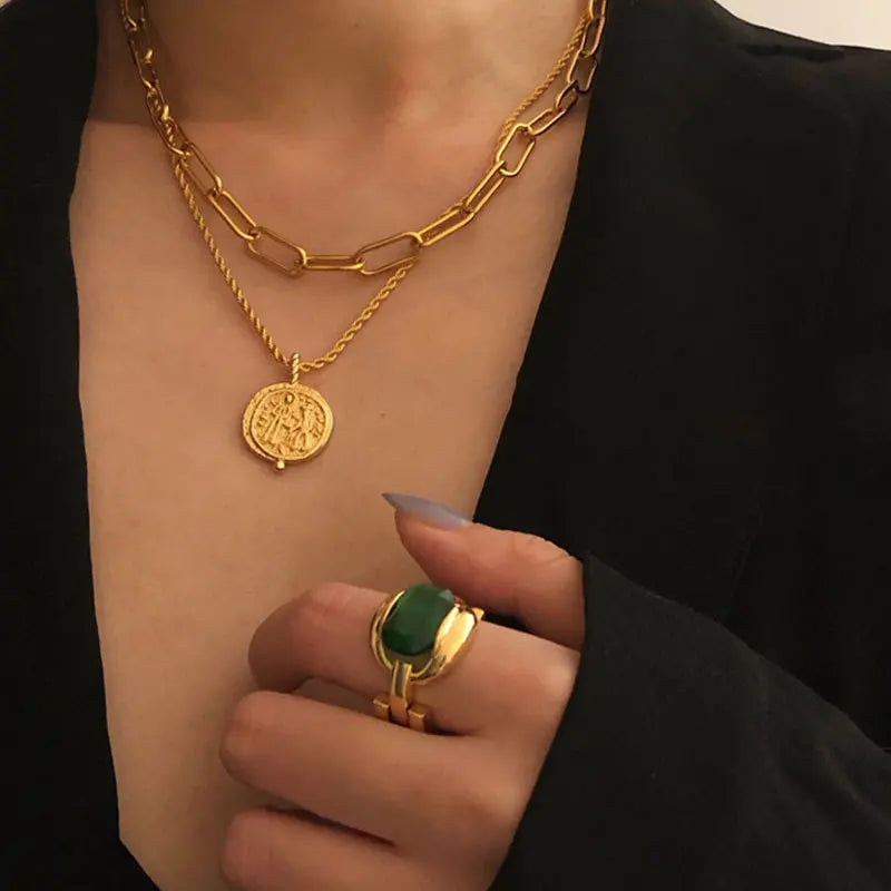 Daisy Green Stone Ring