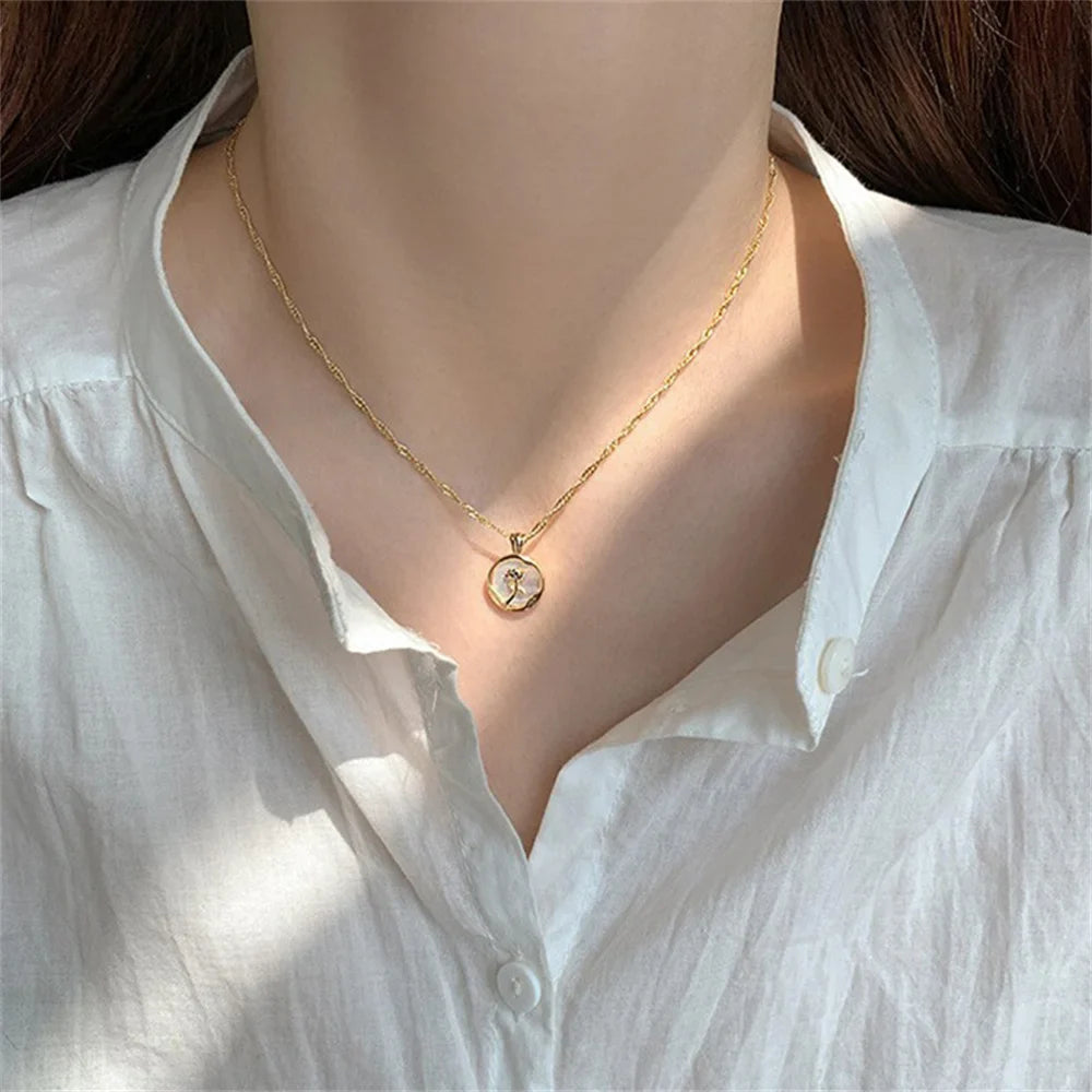 Ava Rose Necklace