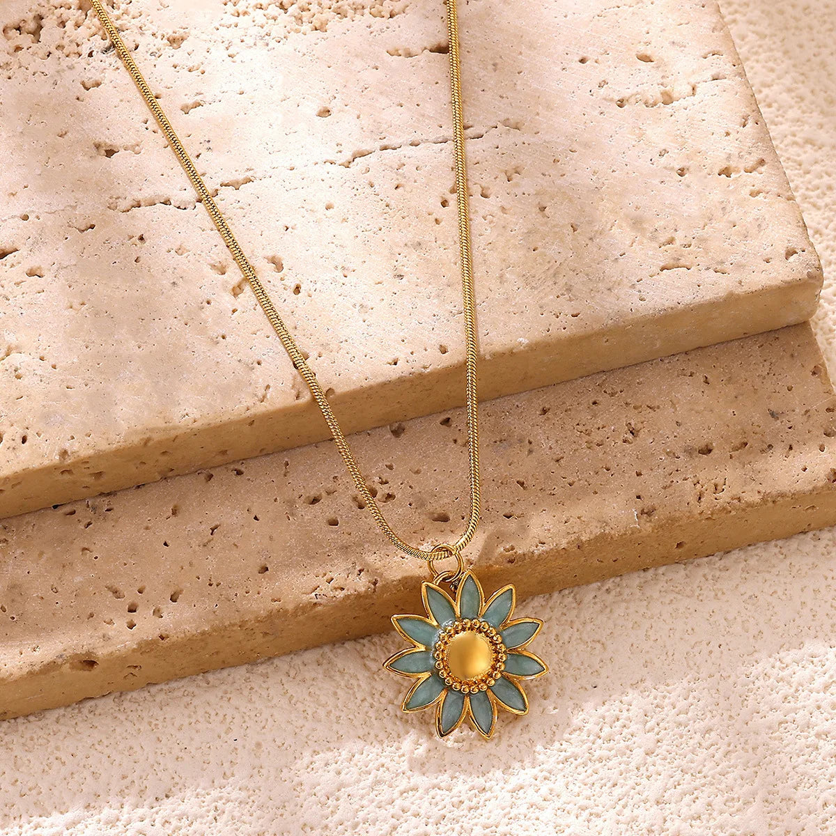 Maddison Sunflower Pendant Necklace