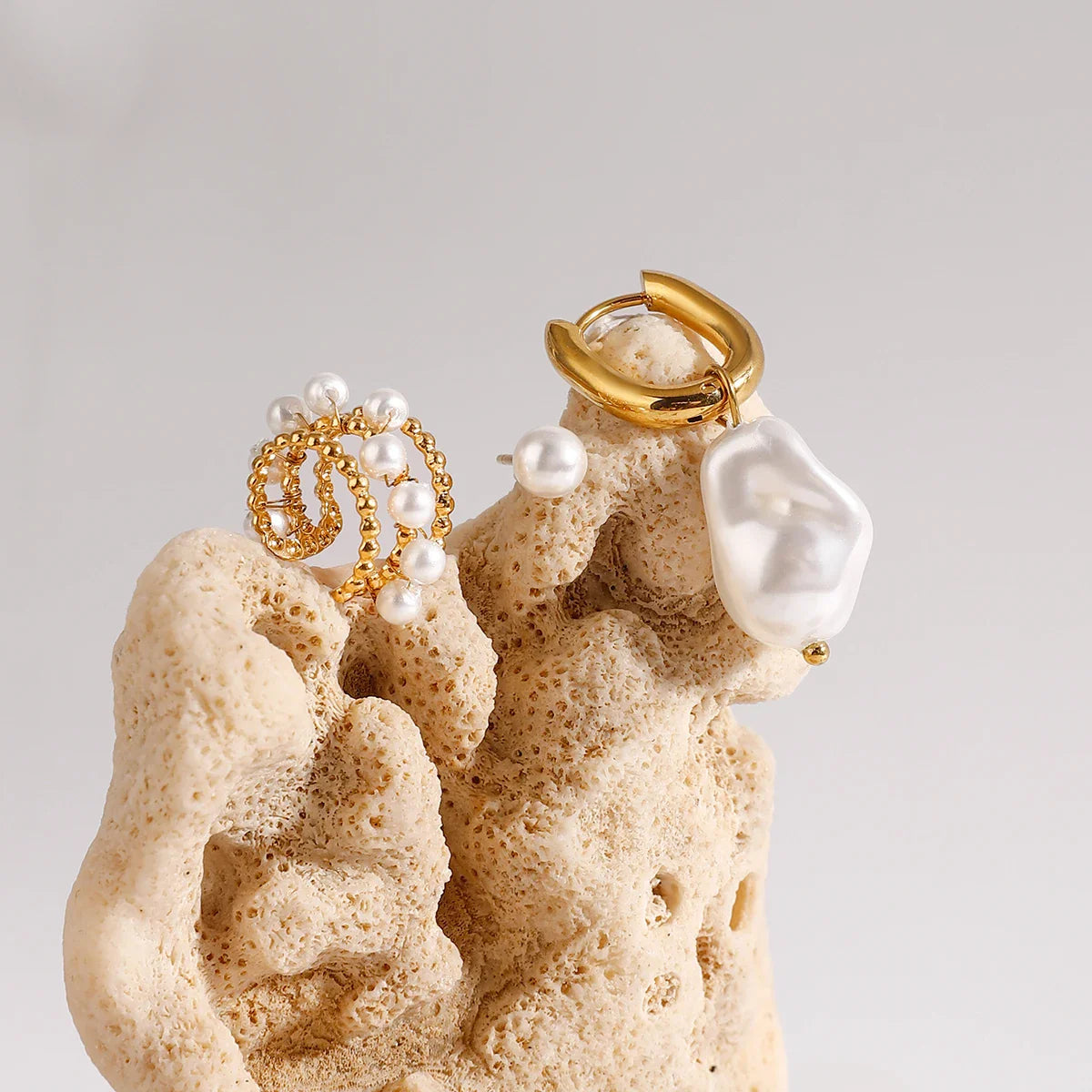 Annie Pearl Earring Set